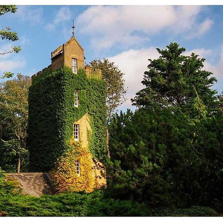 Unique Living In Victorian Water Tower Vila Benington  Exterior foto