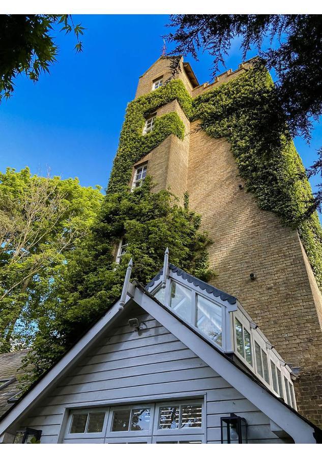 Unique Living In Victorian Water Tower Vila Benington  Exterior foto